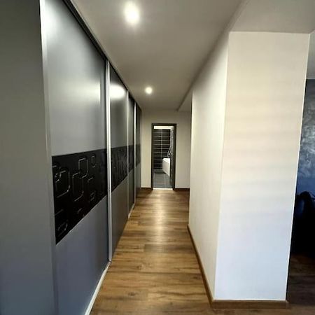 Modern Apartment In City Centre Banská Bystrica Exterior foto