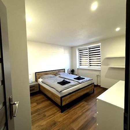 Modern Apartment In City Centre Banská Bystrica Exterior foto